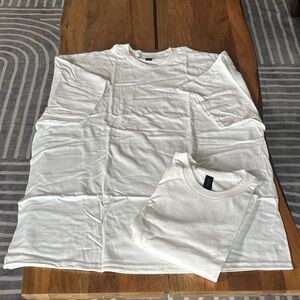 NWOT Gildan Heavy Cotton White T-Shirt (set of 2)